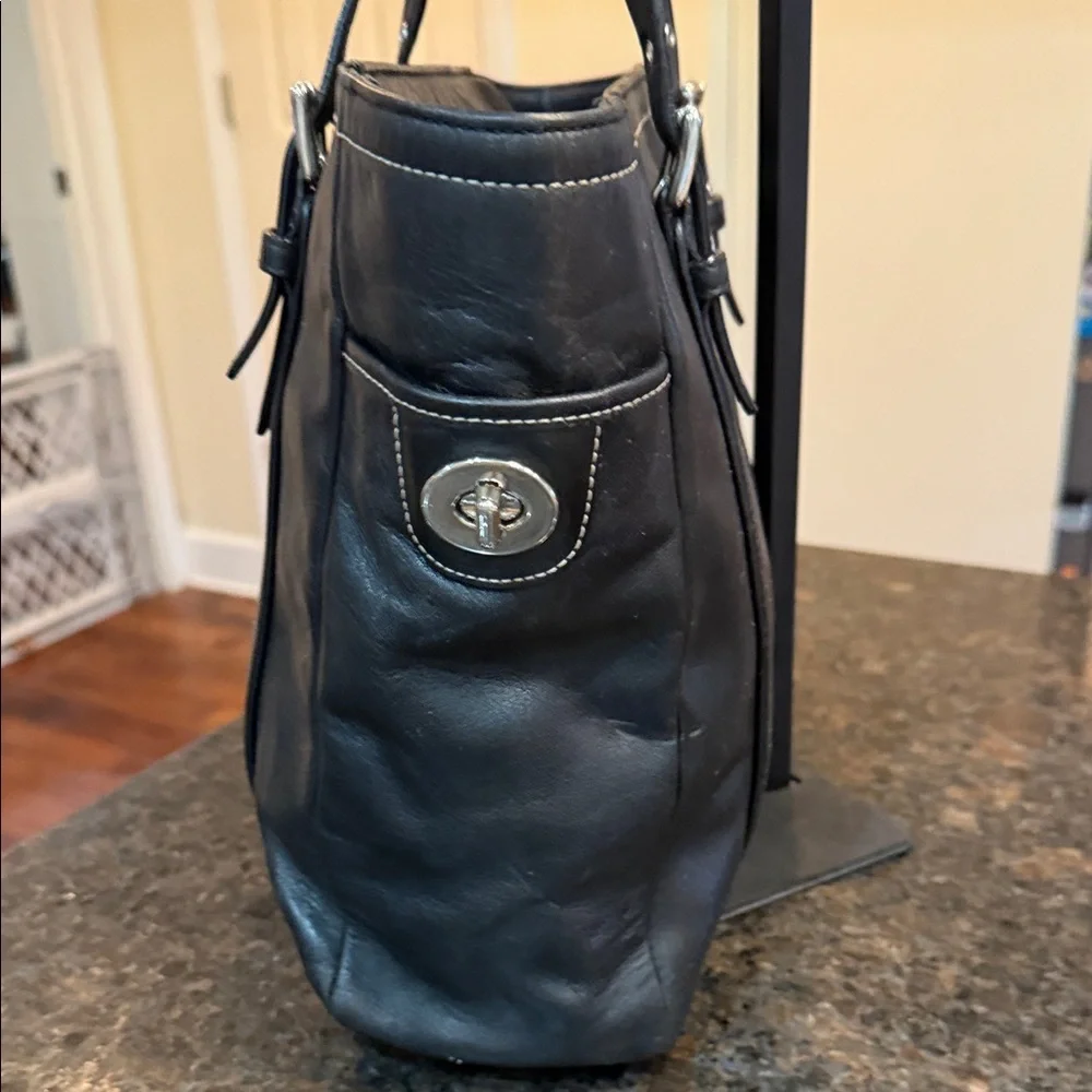 Vintage Small Black Hamptons Leatherware Tote